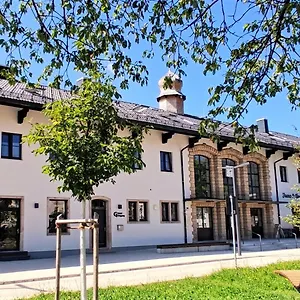 https://hotel-am-gleis-1.com-bavaria.com