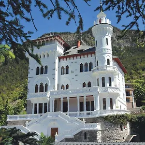 Appart hôtel Résidence Château Des Magnans By Nevesol