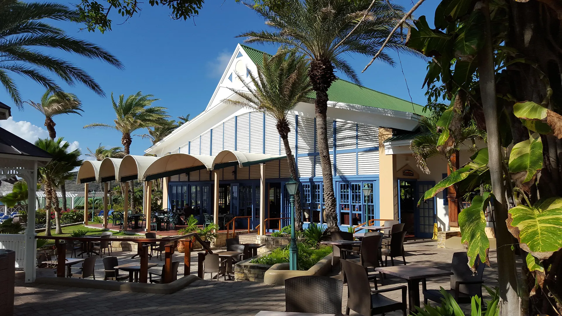 St. James'S Club Resort Mamora Bay