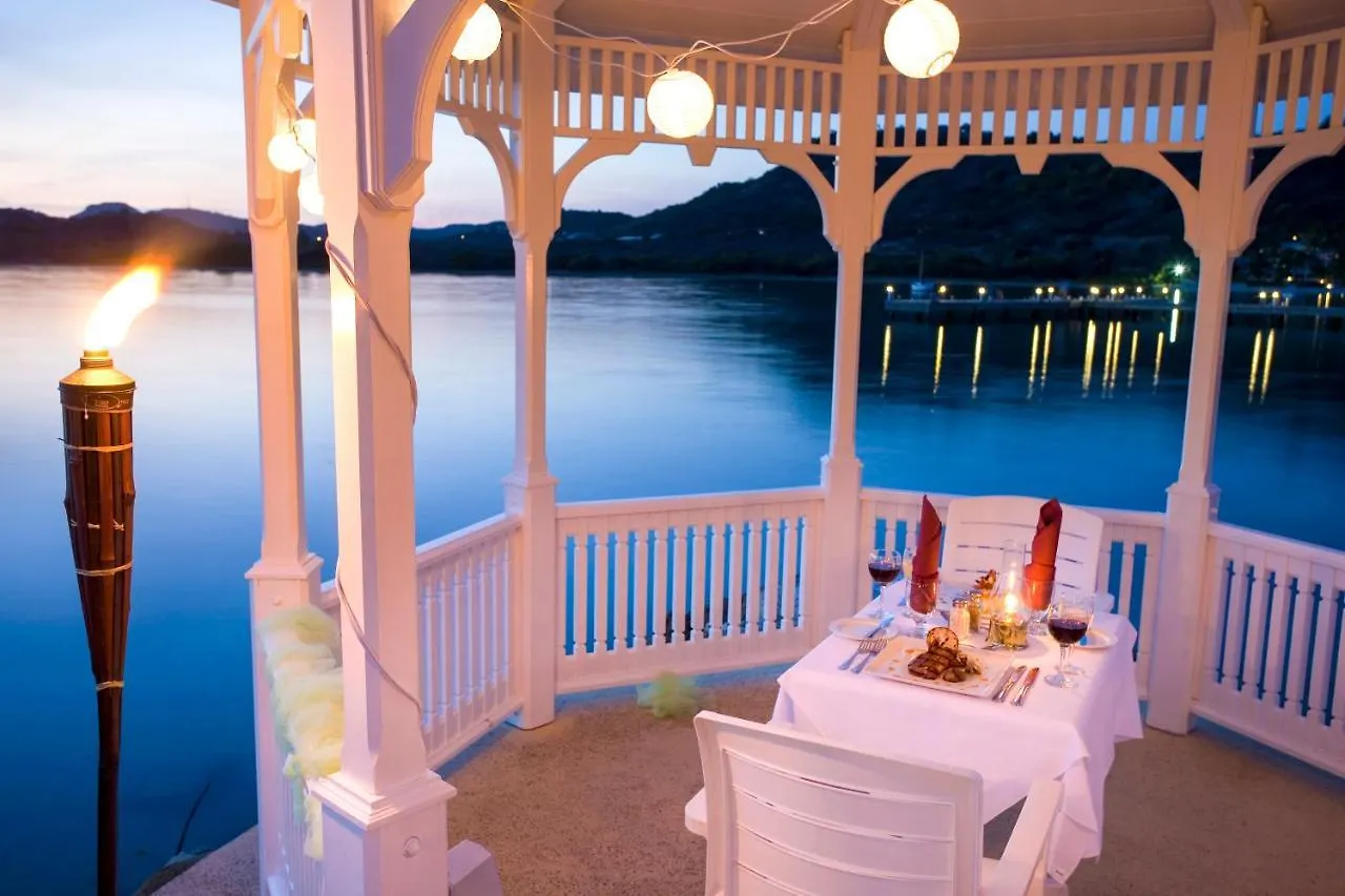 St. James'S Club Resort Mamora Bay 4*,  Antigua/Barbuda