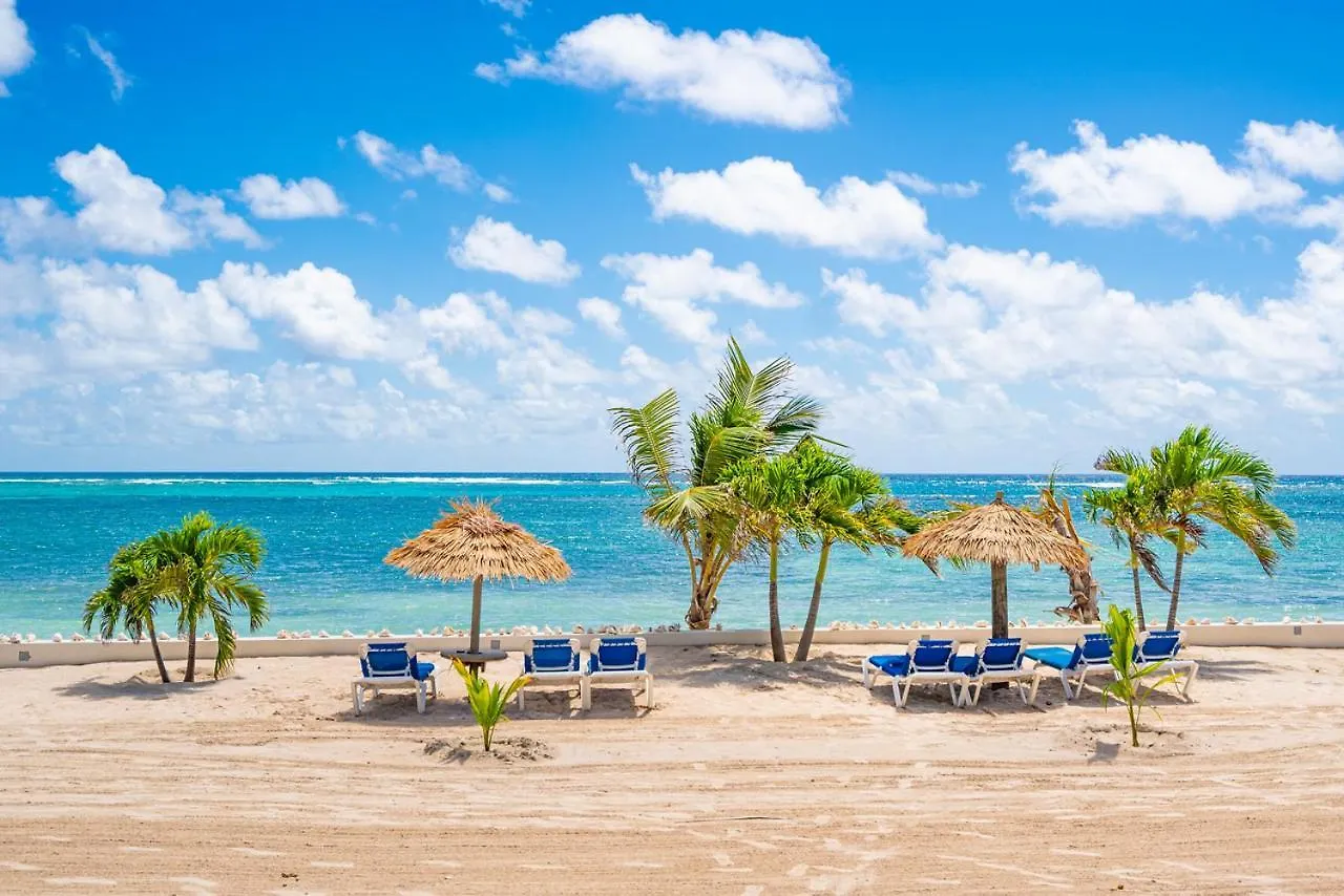 St. James'S Club Resort Mamora Bay